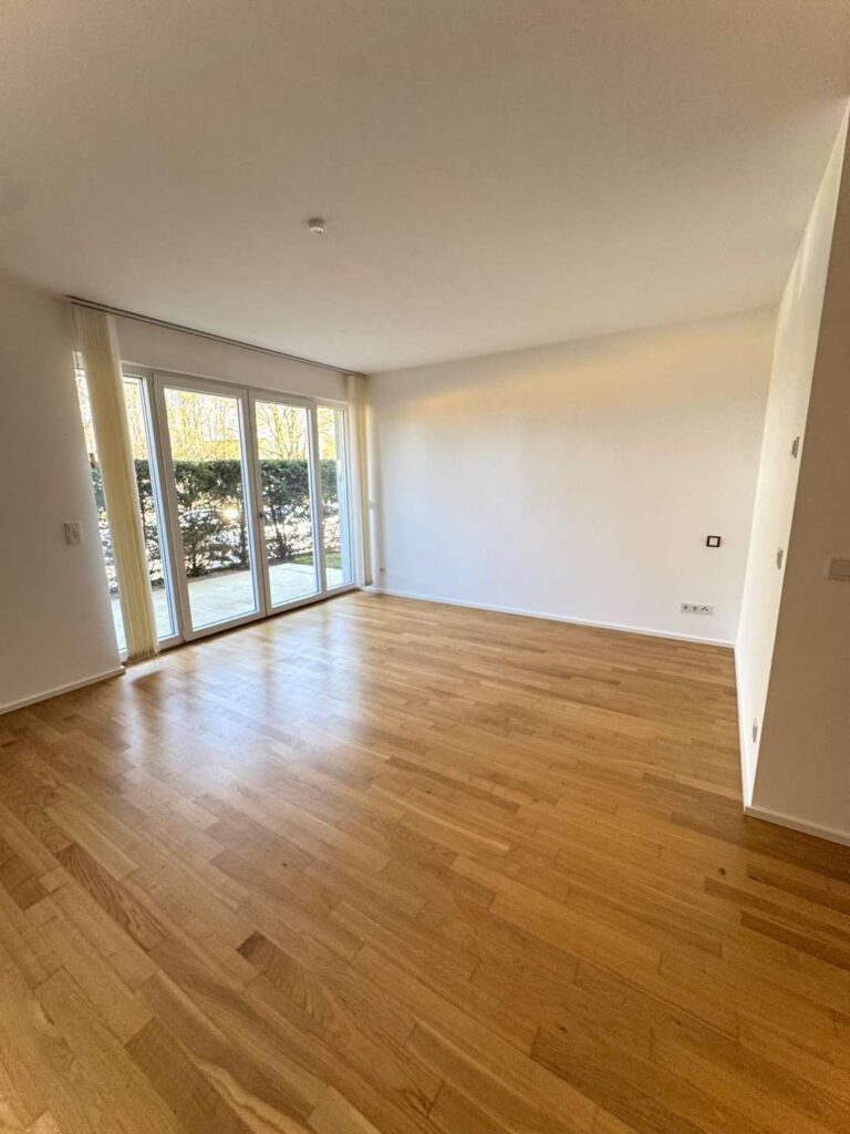 App. mit Terrasse und Küchenzeile in begehrter Wohnresidenz!!! App. mit Terrasse und Küchenzeile in begehrter Wohnresidenz!!!